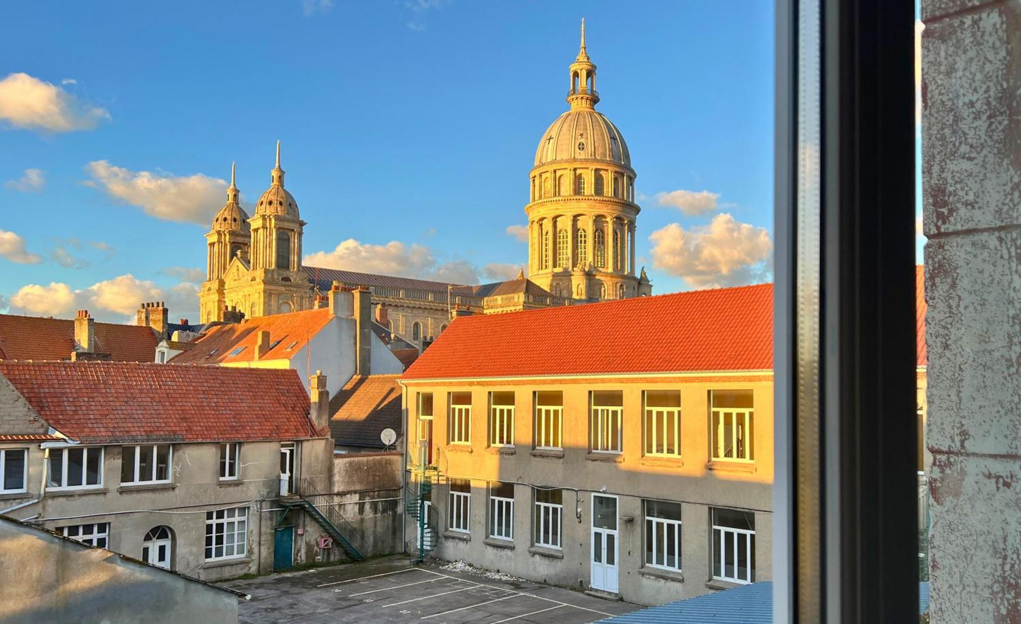 Le 28 - Residence De Standing En Vieille-Ville Avec Parking Μπουλόν-Σιρ-Μερ Εξωτερικό φωτογραφία